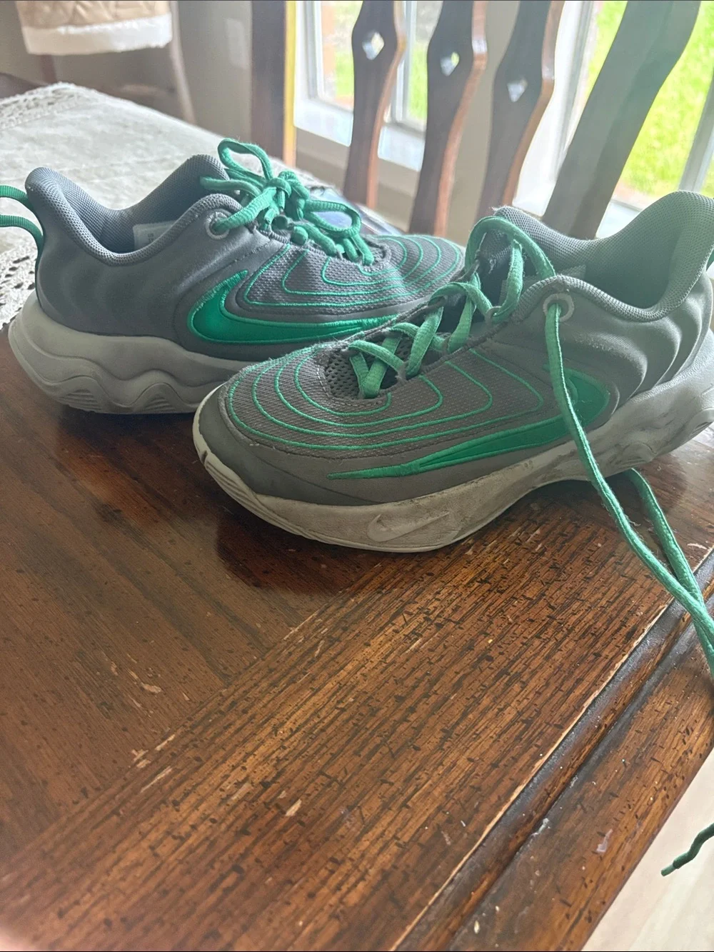 Nike Kids Gray Sneakers with Green Accents